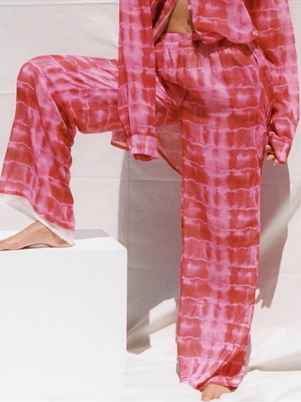 Wide Leg Tie-Dye Silk Pants in Pink